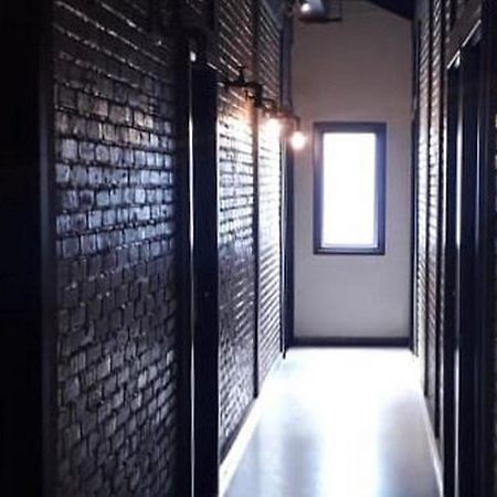 Reddoorz Plus @ Doorman Guest House Bandung Exterior photo