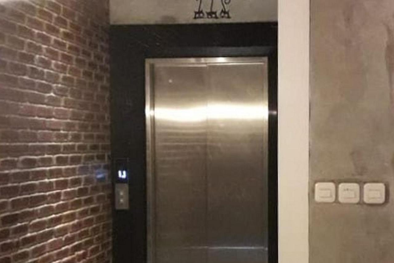 Reddoorz Plus @ Doorman Guest House Bandung Exterior photo